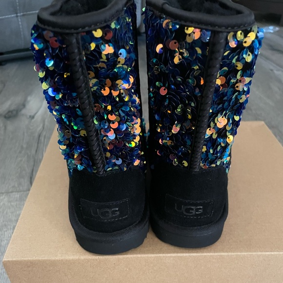 Kid’s Classic II Stellar Sequin - Picture 4 of 9